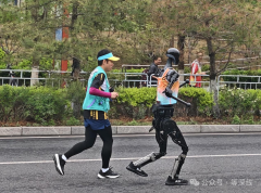 <strong>机械人“孝子”解养老困局：手艺径已明</strong>